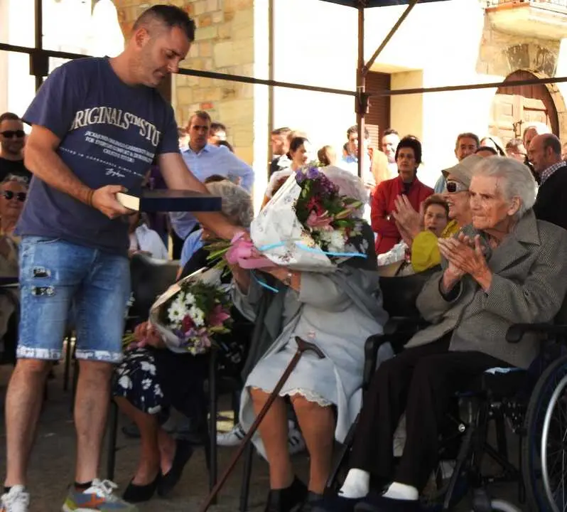 DURUELO HJOMENAJE Y RONDA (53)