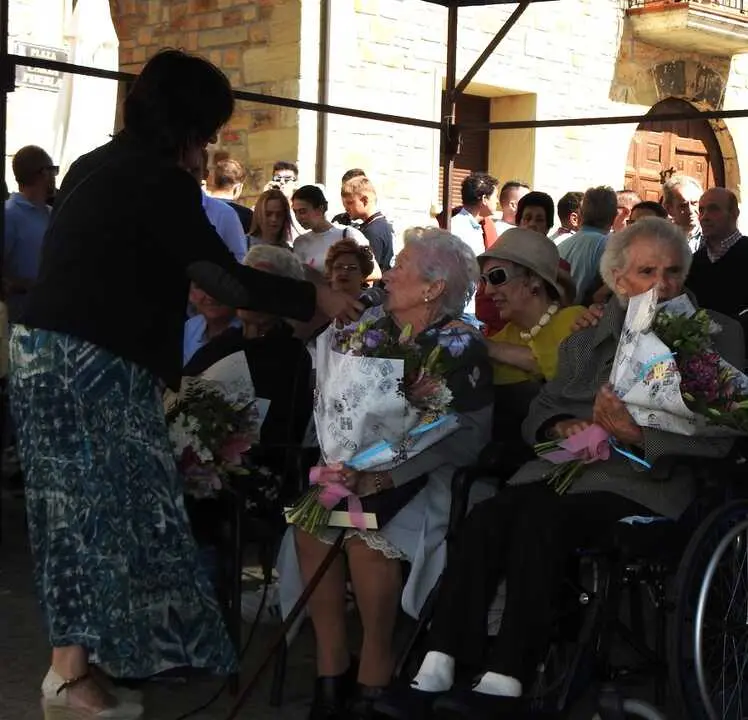 DURUELO HJOMENAJE Y RONDA (56)