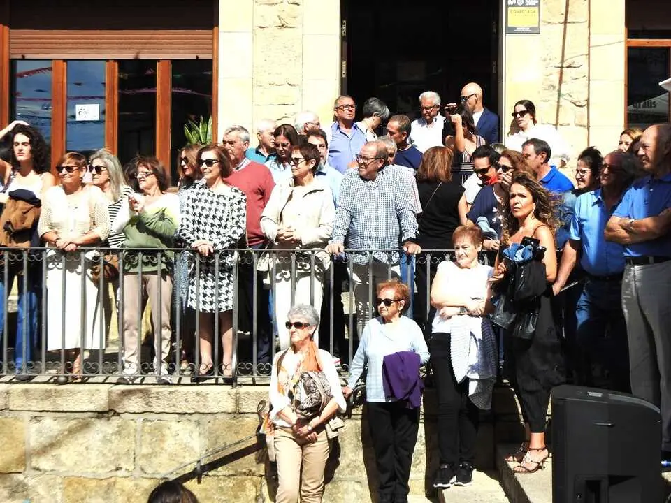 DURUELO HJOMENAJE Y RONDA (64)