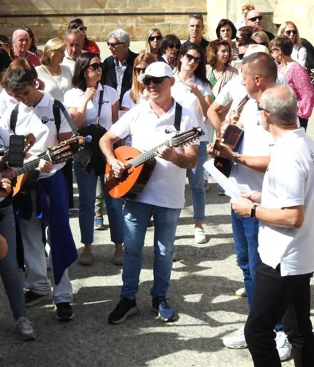 DURUELO HJOMENAJE Y RONDA (73)