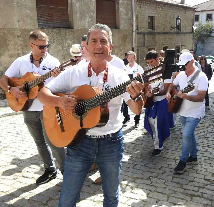 DURUELO HJOMENAJE Y RONDA (78)