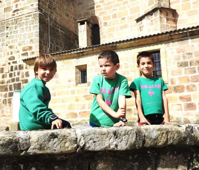 DURUELO HJOMENAJE Y RONDA (80)