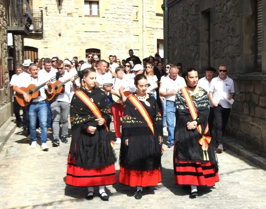 DURUELO HJOMENAJE Y RONDA (90)