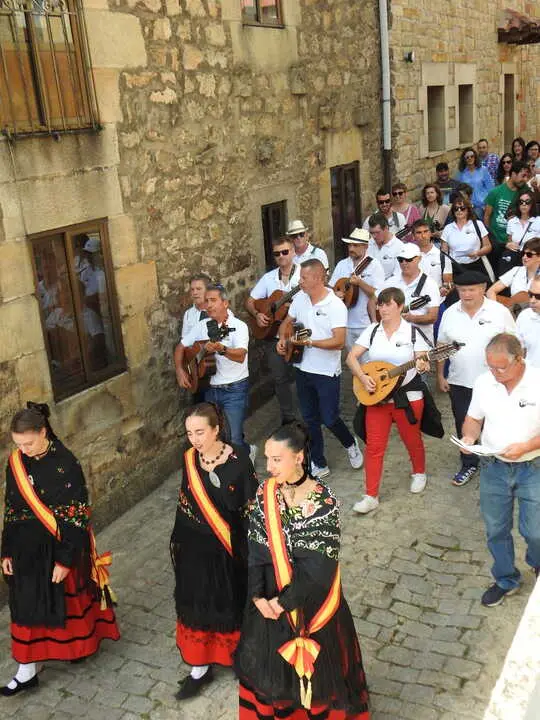 DURUELO HJOMENAJE Y RONDA (92)