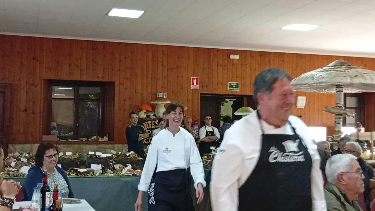 ENCUENTRO COCINEROS EN CANICOSA DE LA SIERRA (2)
