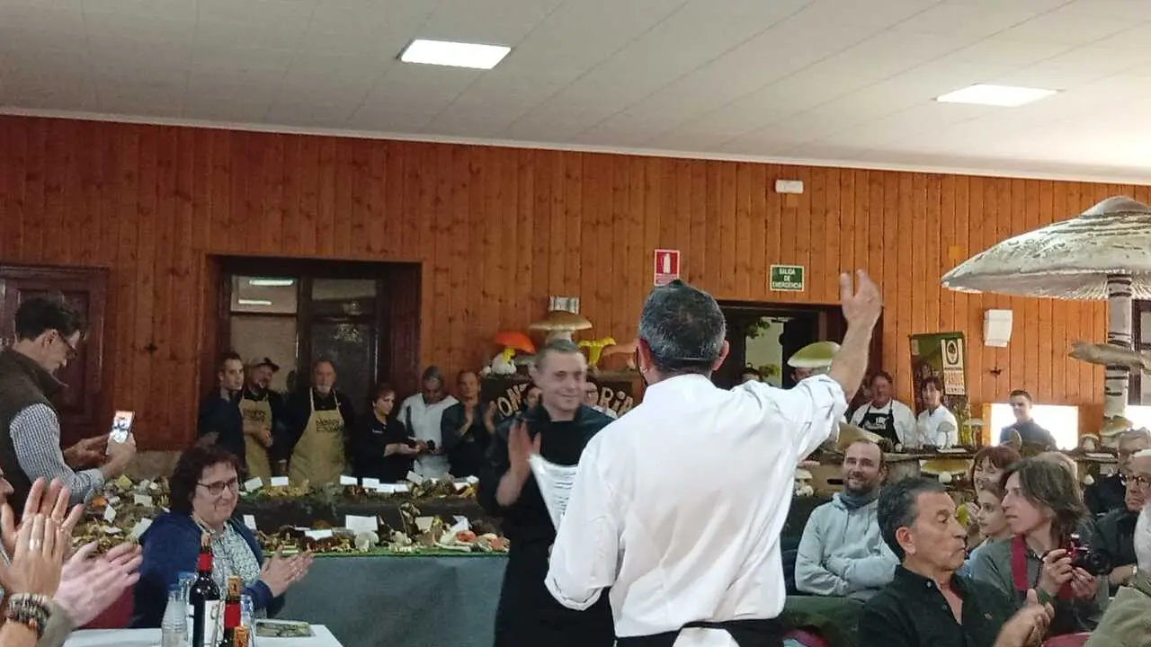 ENCUENTRO COCINEROS EN CANICOSA DE LA SIERRA (12)