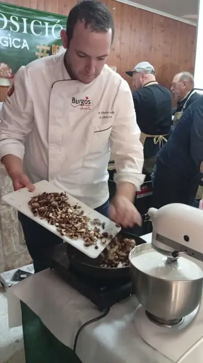 ENCUENTRO COCINEROS EN CANICOSA DE LA SIERRA (16)