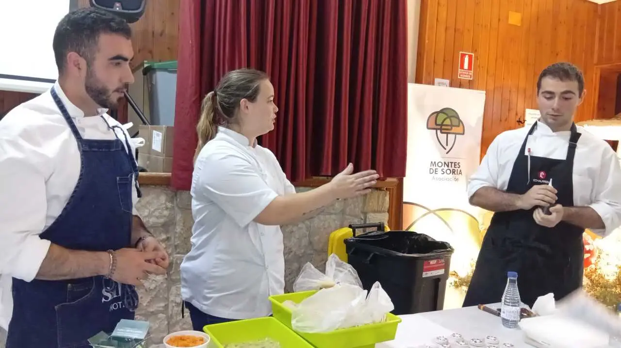 ENCUENTRO COCINEROS EN CANICOSA DE LA SIERRA (25)
