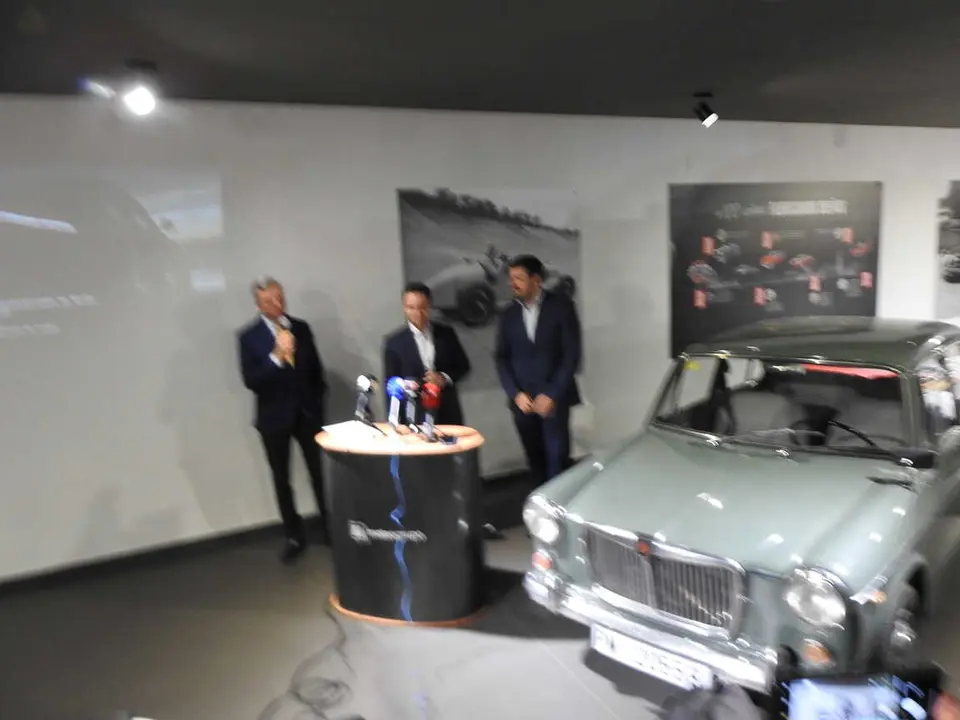 CONSESIONARIO MG EN SORIA (4)