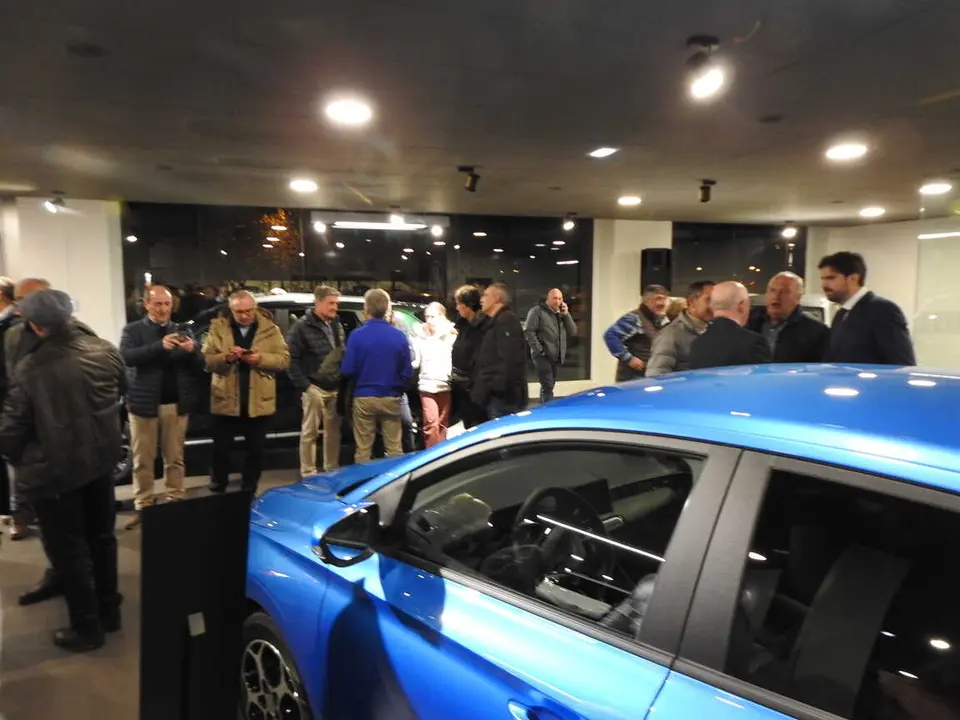 CONSESIONARIO MG EN SORIA (8)