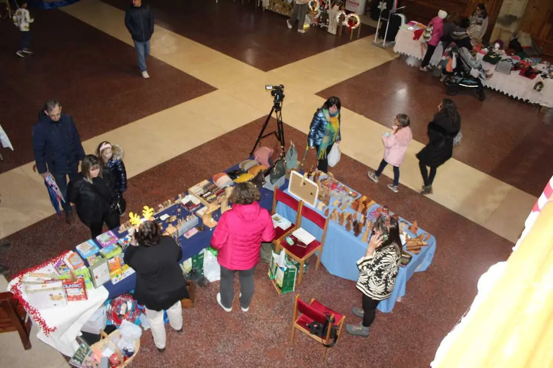 MERCADO NAVIDE&Ntilde;O EN QUINTANAR (3)