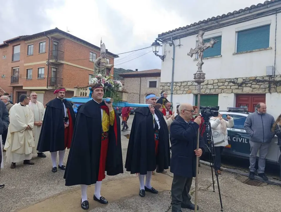 DANZAS DEL PALOTEO Y PROCESI&Oacute;N (14)