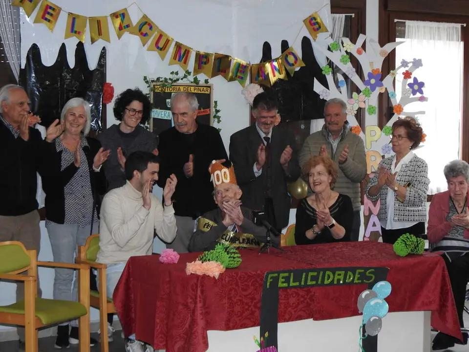 TOMAS DE LA MAZA 100 A&Ntilde;OS (8)