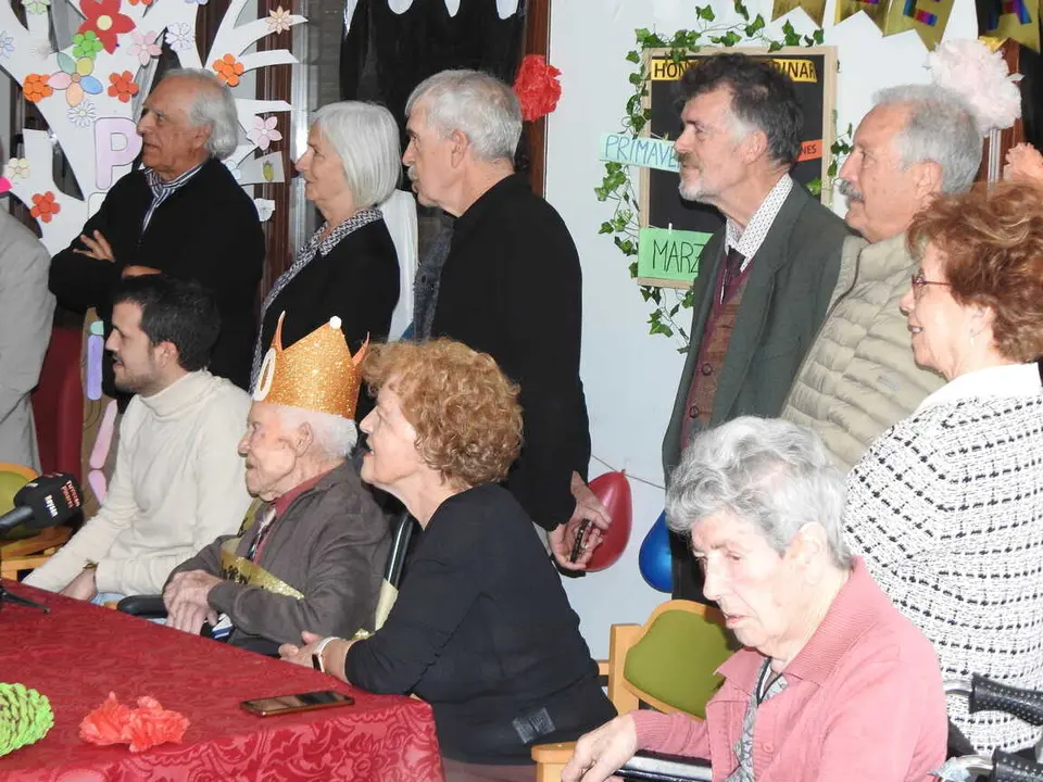 TOMAS DE LA MAZA 100 A&Ntilde;OS (10)