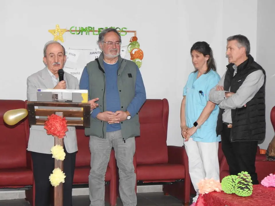 TOMAS DE LA MAZA 100 A&Ntilde;OS (19)