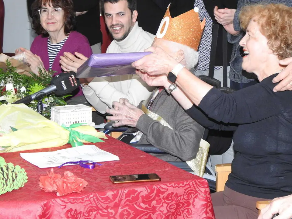 TOMAS DE LA MAZA 100 A&Ntilde;OS (39)