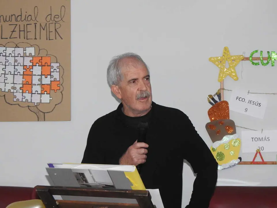 TOMAS DE LA MAZA 100 A&Ntilde;OS (50)