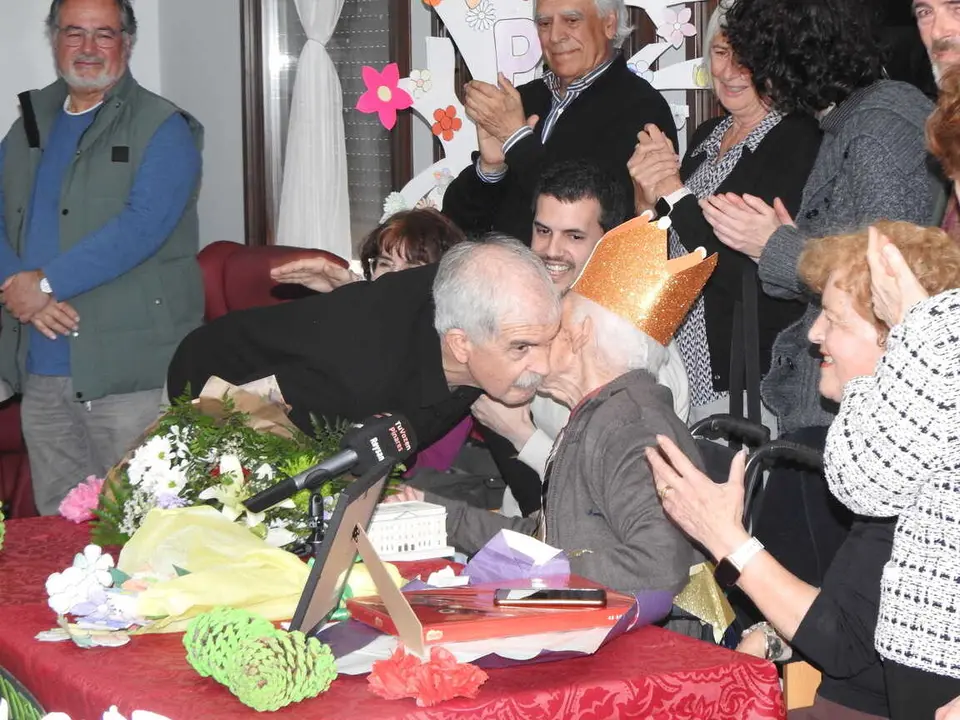 TOMAS DE LA MAZA 100 A&Ntilde;OS (51)