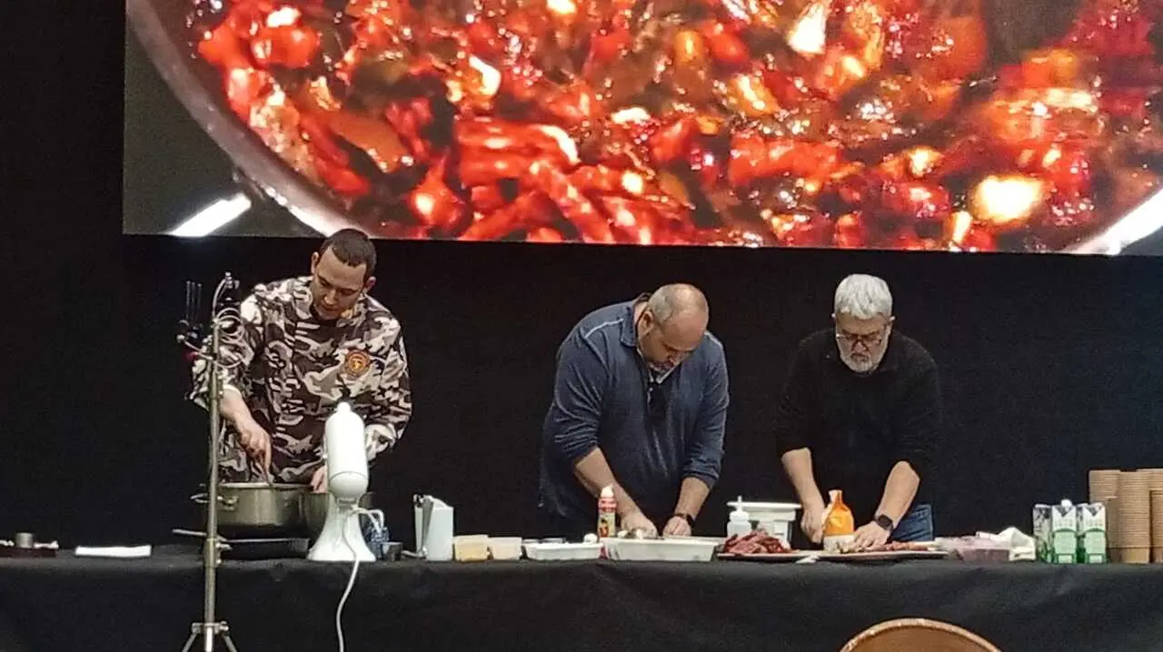 XI FERIA DEL CHORIZO EN COVALEDA (11)