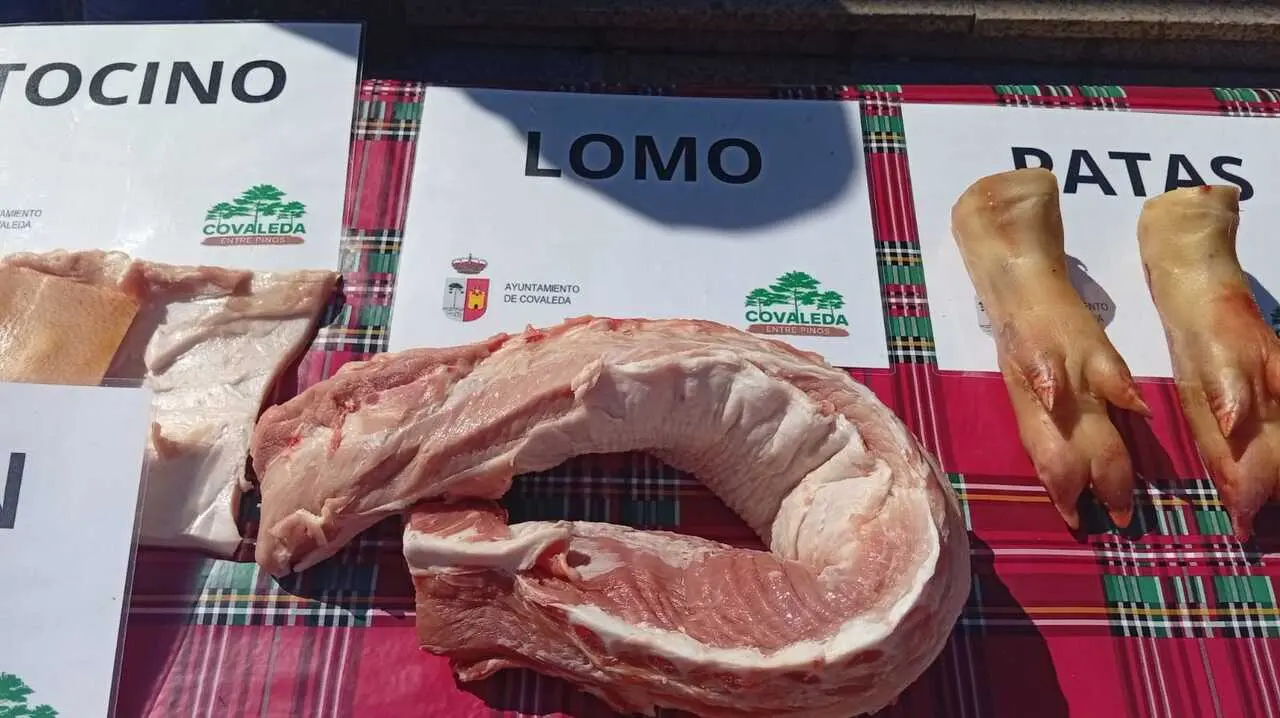 XI FERIA DEL CHORIZO EN COVALEDA (16)