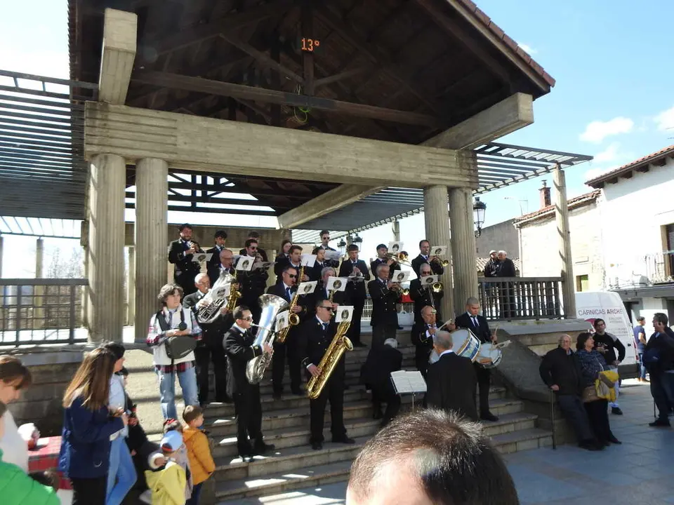 XI FERIA DEL CHORIZO EN COVALEDA (34)