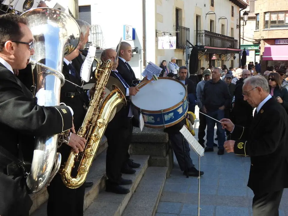 XI FERIA DEL CHORIZO EN COVALEDA (36)
