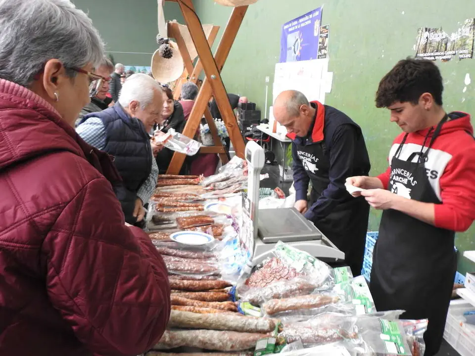 XI FERIA DEL CHORIZO EN COVALEDA (82) - copia