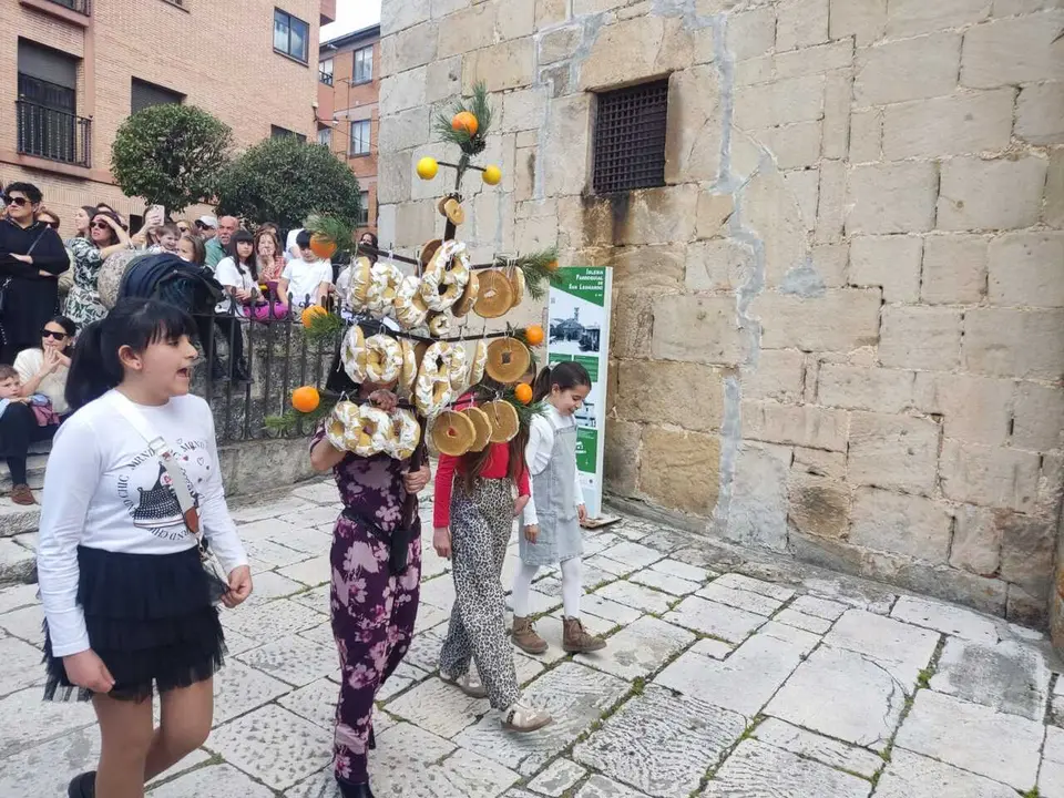 DOMINGO DE PASCUA EN SAN LEONARDO (8)