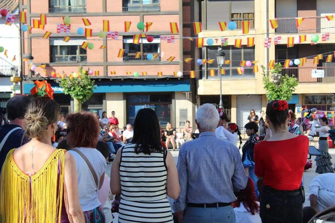 SEVILLANAS EN SAN LEONARDO (39)