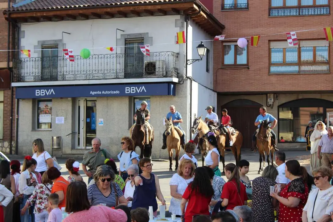SEVILLANAS EN SAN LEONARDO (48)