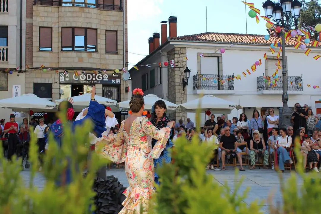 SEVILLANAS EN SAN LEONARDO (58)