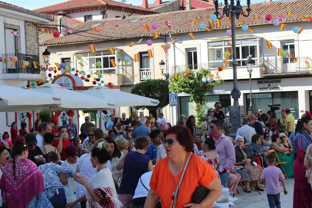 SEVILLANAS EN SAN LEONARDO (67)