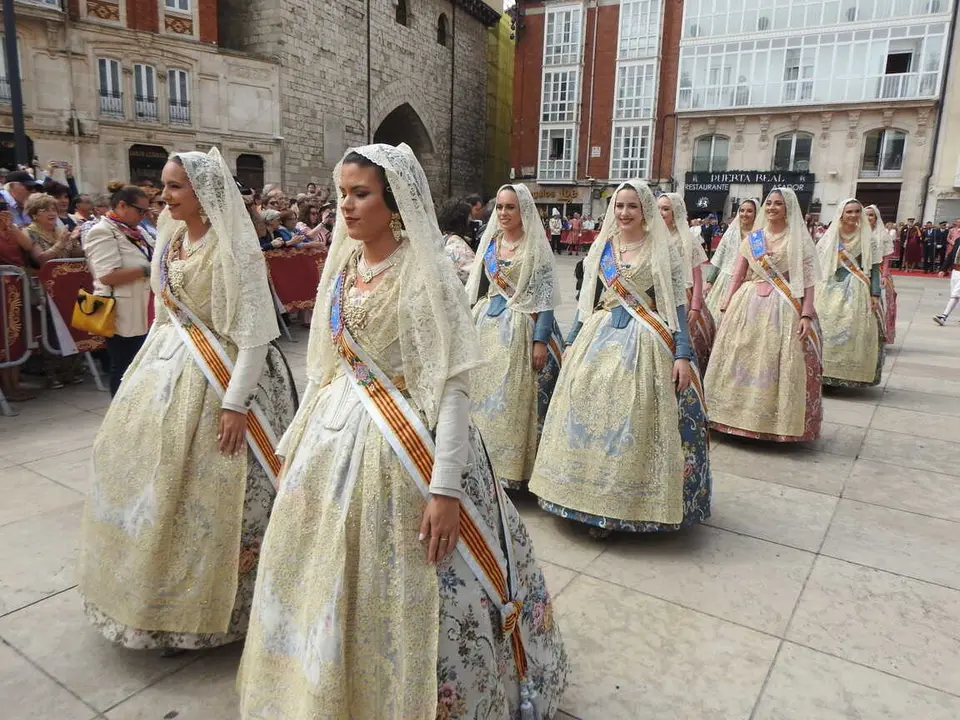 OFRENDA FLORAL BURGOS 29 DE JUNIO (13)