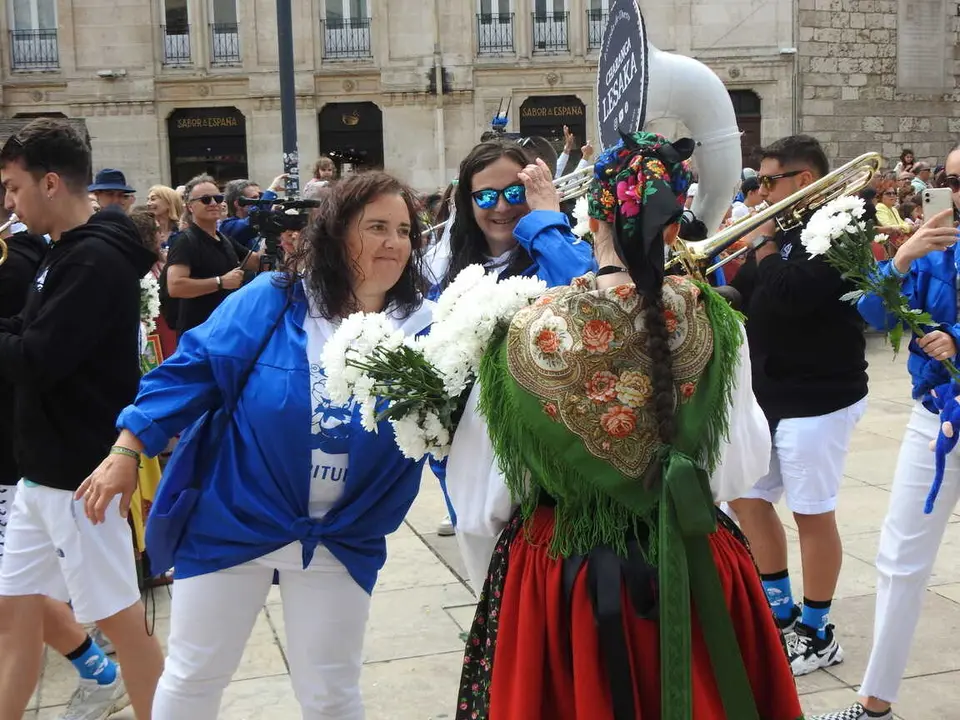 OFRENDA FLORAL BURGOS 29 DE JUNIO (47)