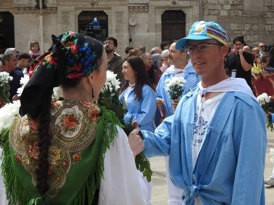 OFRENDA FLORAL BURGOS 29 DE JUNIO (61)