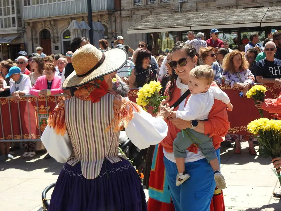 OFRENDA FLORAL BURGOS 29 DE JUNIO (112)