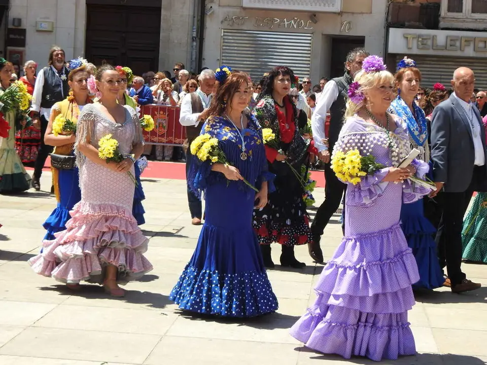 OFRENDA FLORAL BURGOS 29 DE JUNIO (117)