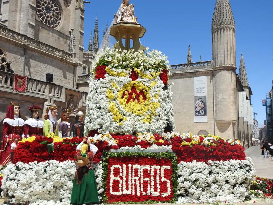 OFRENDA FLORAL BURGOS 29 DE JUNIO (204)
