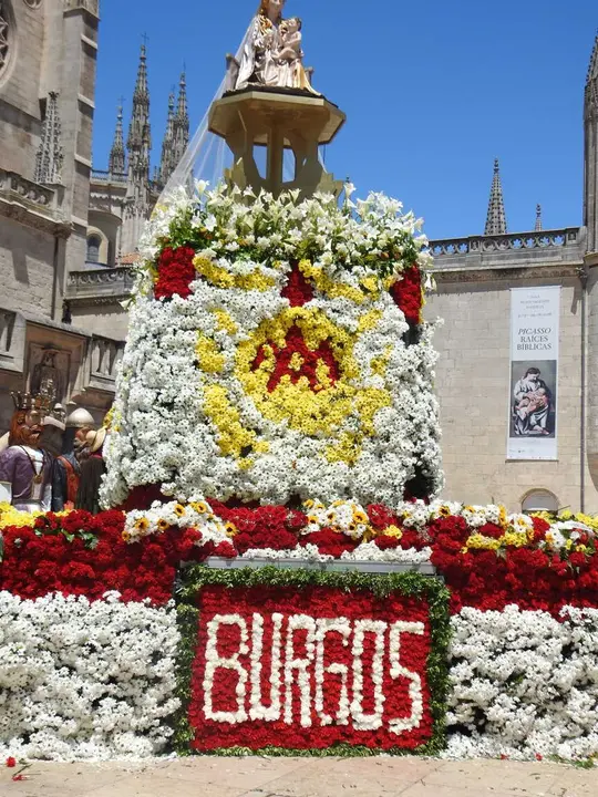 OFRENDA FLORAL BURGOS 29 DE JUNIO (205)