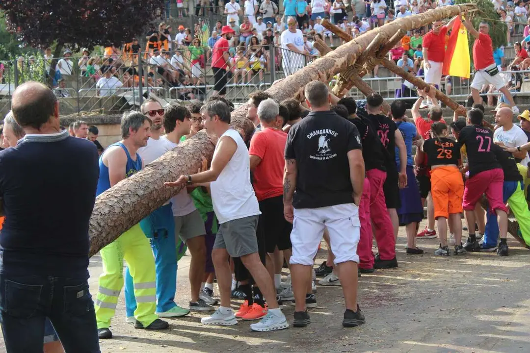 PINGADA DEL MAYO EN QUINTANAR 2026 (27)