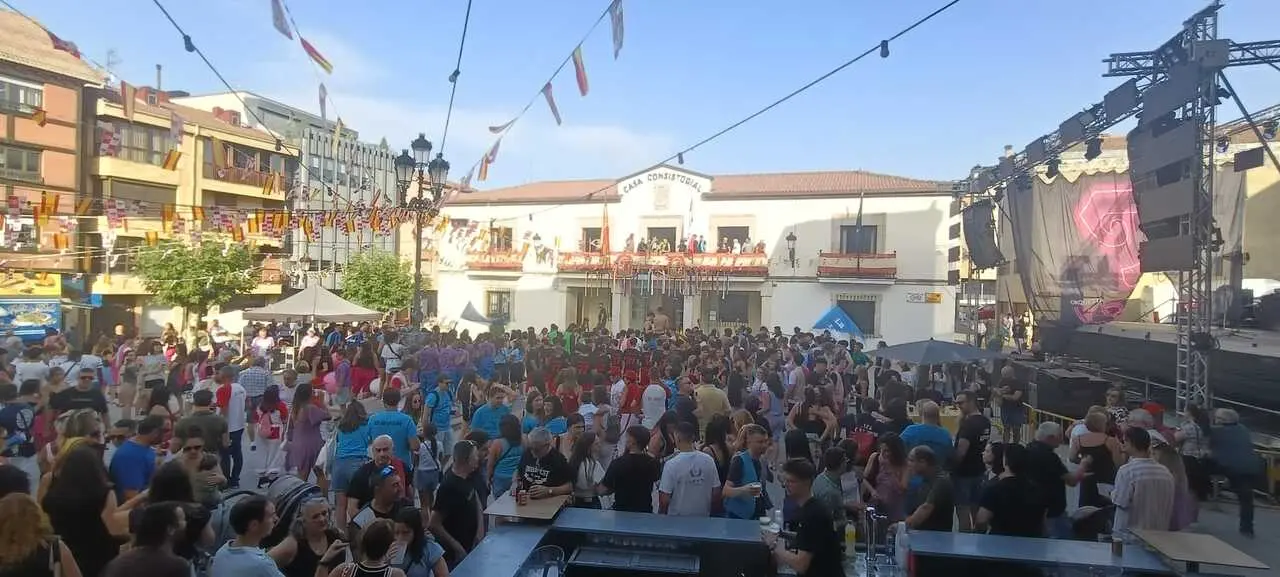 PREG&Oacute;N Y CARROZAS EN SAN LEONARDO (6)