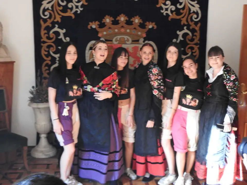 PREG&Oacute;N Y CARROZAS EN SAN LEONARDO (14)