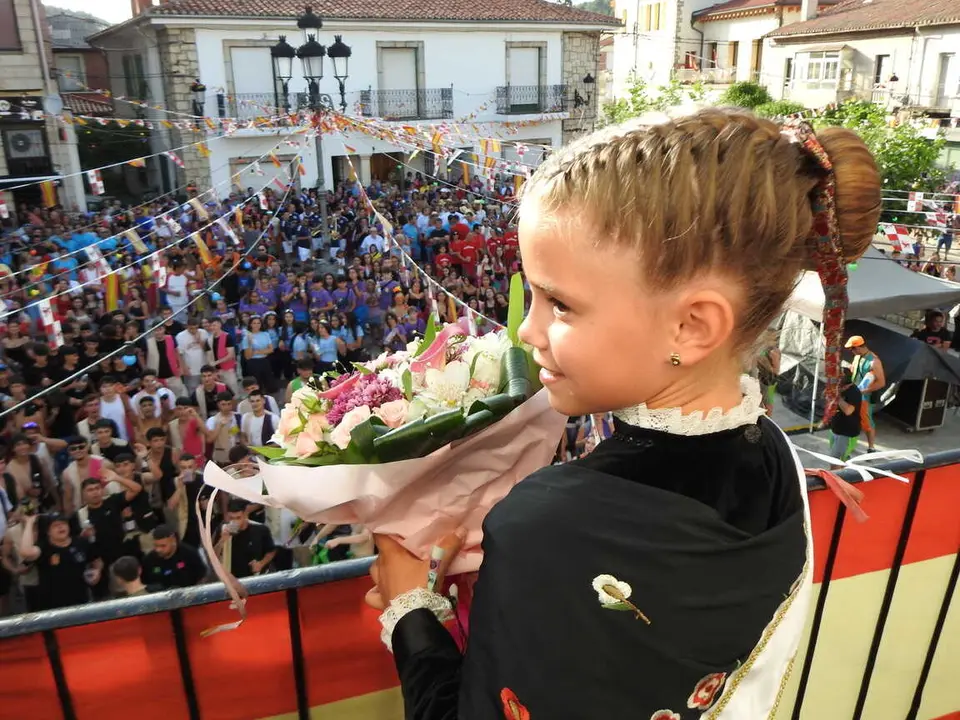 PREG&Oacute;N Y CARROZAS EN SAN LEONARDO (17)