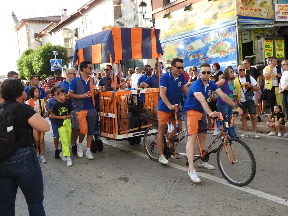 PREG&Oacute;N Y CARROZAS EN SAN LEONARDO (62)