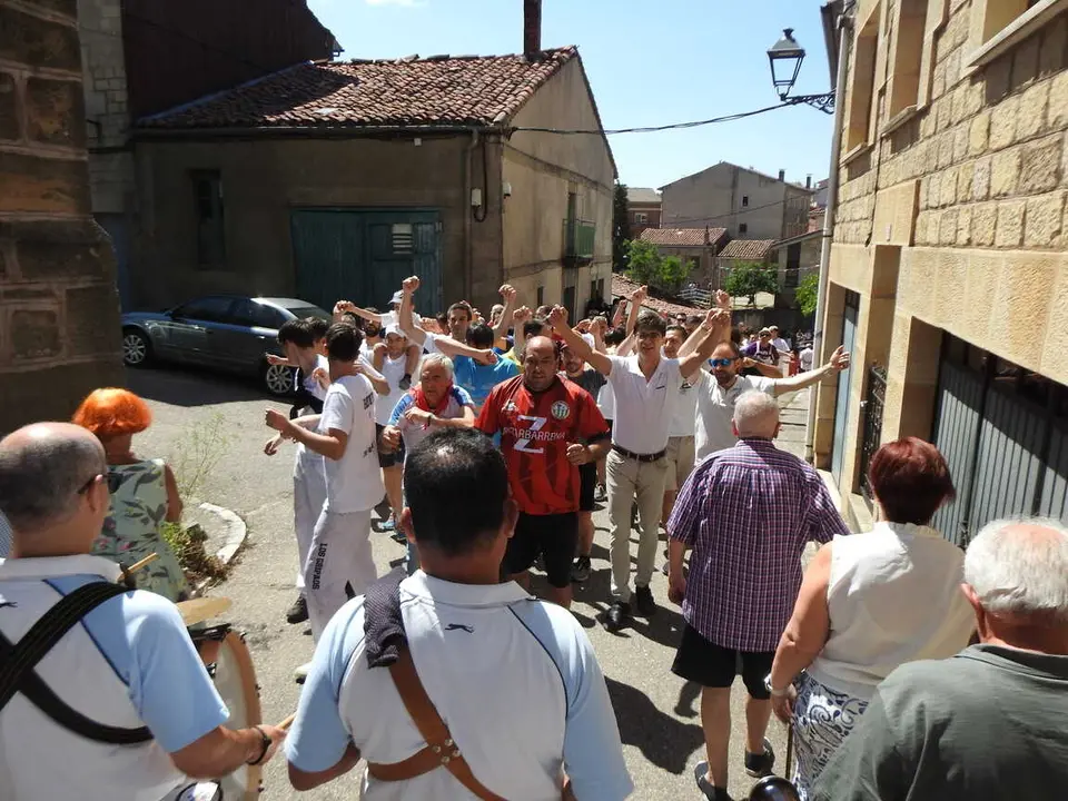PROCESI&Oacute;N DE PALACIOS POR SANTA ANA (17)