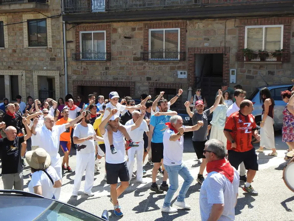 PROCESI&Oacute;N DE PALACIOS POR SANTA ANA (30)