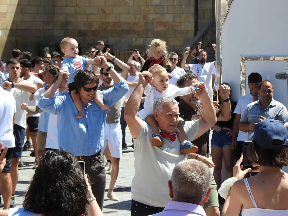 PROCESI&Oacute;N DE PALACIOS POR SANTA ANA (51)