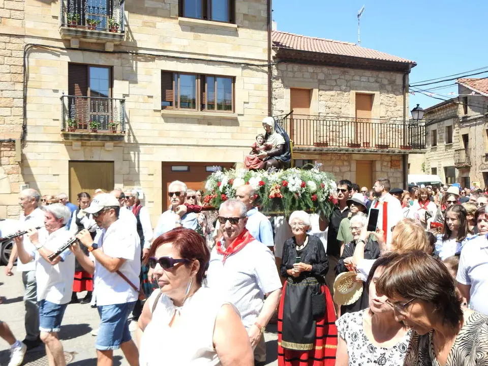 PROCESI&Oacute;N DE PALACIOS POR SANTA ANA (65)