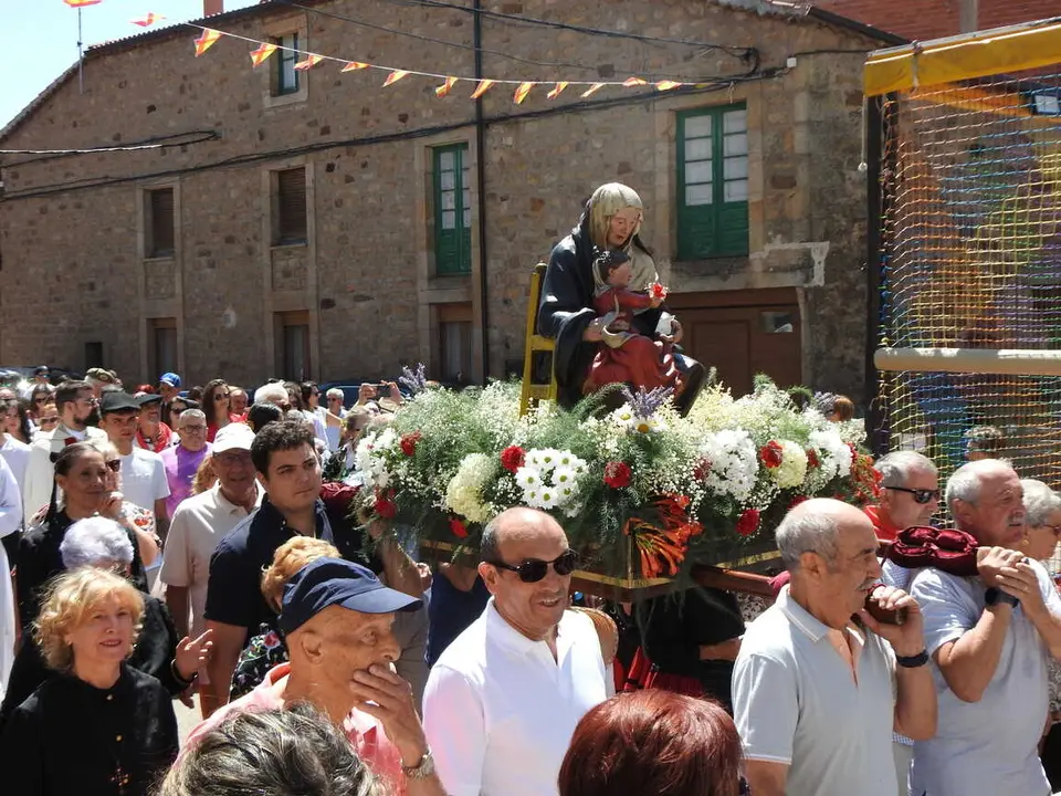 PROCESI&Oacute;N DE PALACIOS POR SANTA ANA (88)