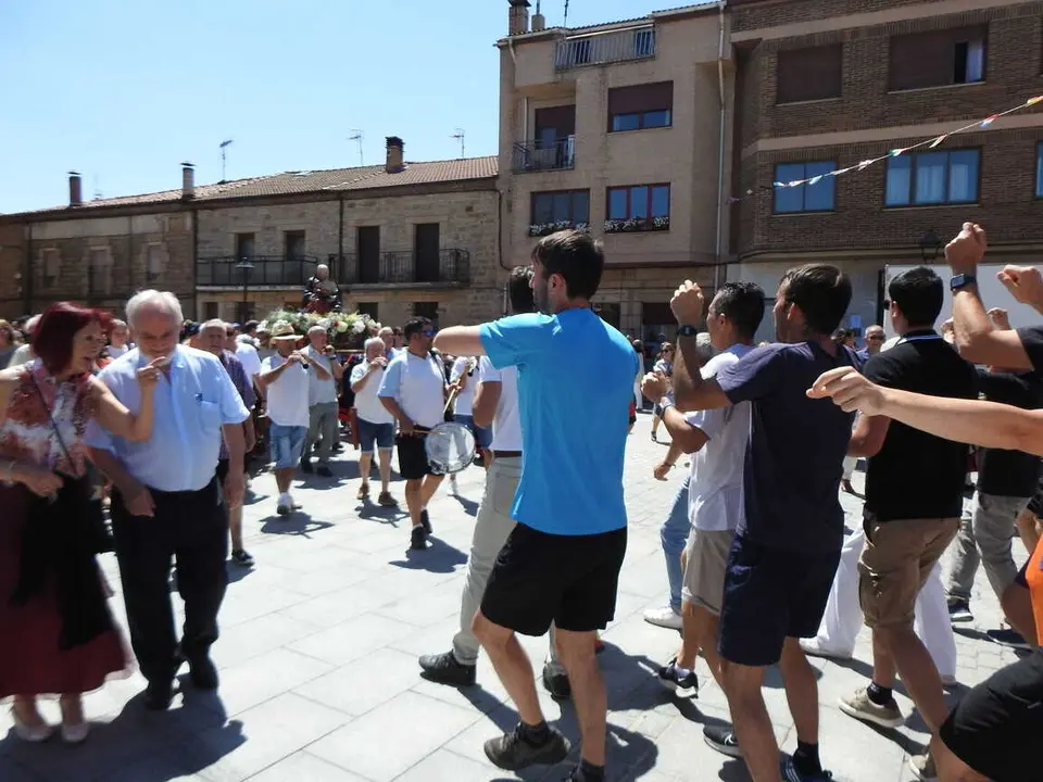 PROCESI&Oacute;N DE PALACIOS POR SANTA ANA (90)